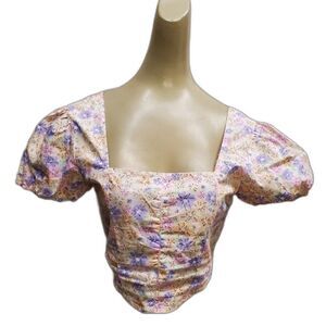 Pretty Spring Floral Crop Top in size S
